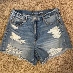 American Eagle 90s Boyfriend Denim Short